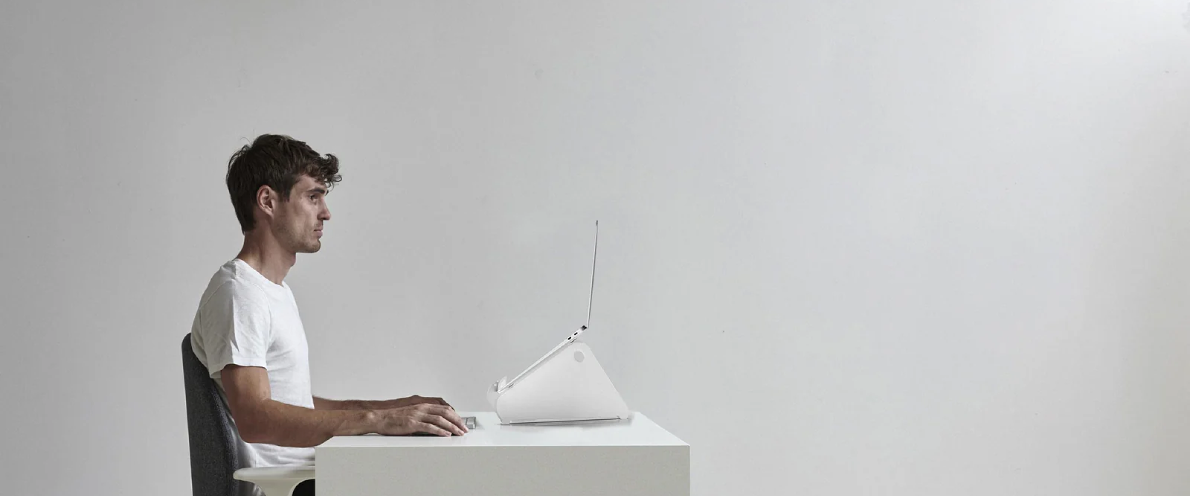 viozon's laptop desk stand